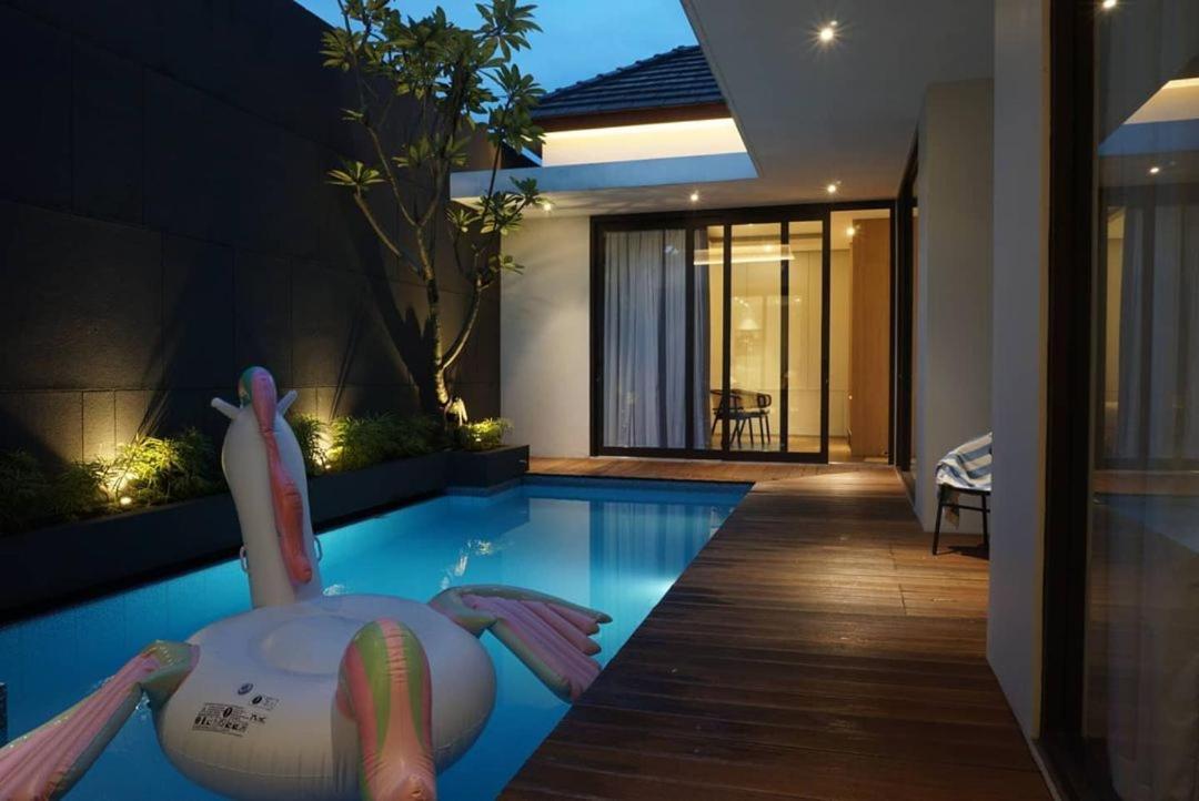Villa Carmela Batu By Kingspark 8 Pokój zdjęcie